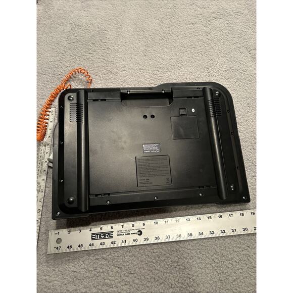 VTech KidiJamz Interactive Music Studio Keyboard, Microphone, Portable Player - Picture 5 of 6